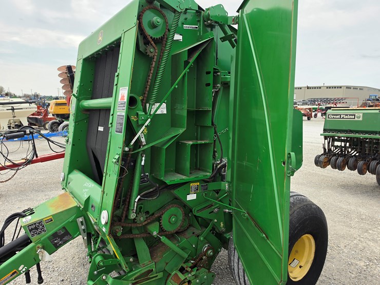 2015-john-deere-469-image-11