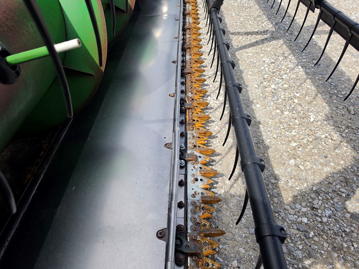 2006-john-deere-630f-image-4