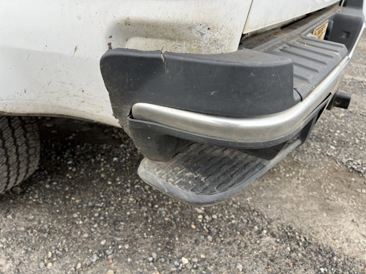 2016-chevrolet-colorado-image-21