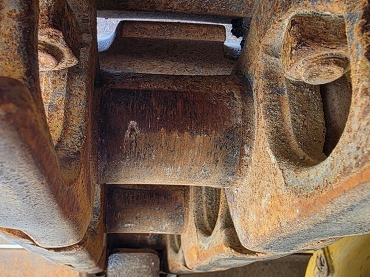 2021-caterpillar-d5-lgp-image-47