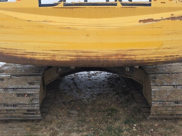 2012-deere-200d-lc-image-28