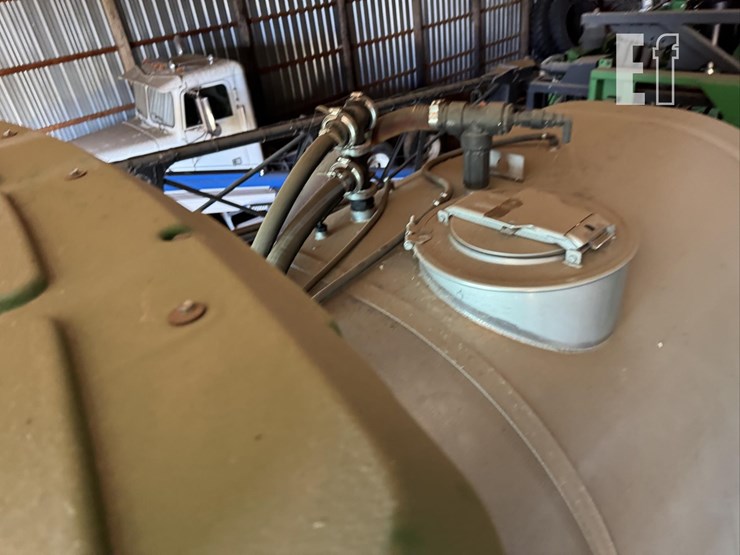 2005-john-deere-4720-image-44