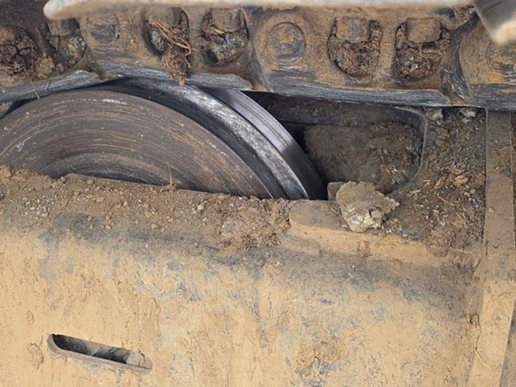 2012-deere-200d-lc-image-38