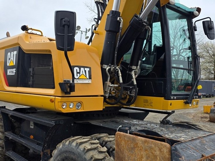 2018-caterpillar-m322f-image-11