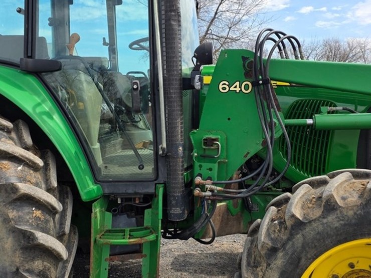 2002-john-deere-6420-image-11