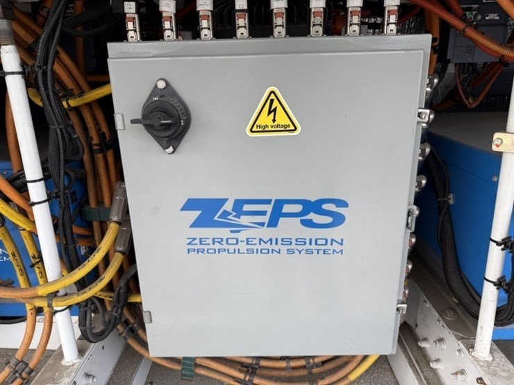 2012-gillig-40'-electric-transit-bus-image-15