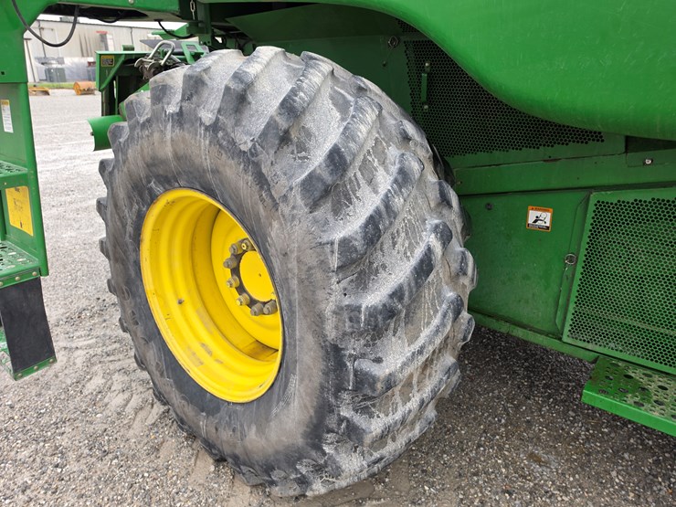 2006-john-deere-9560-sts-image-14