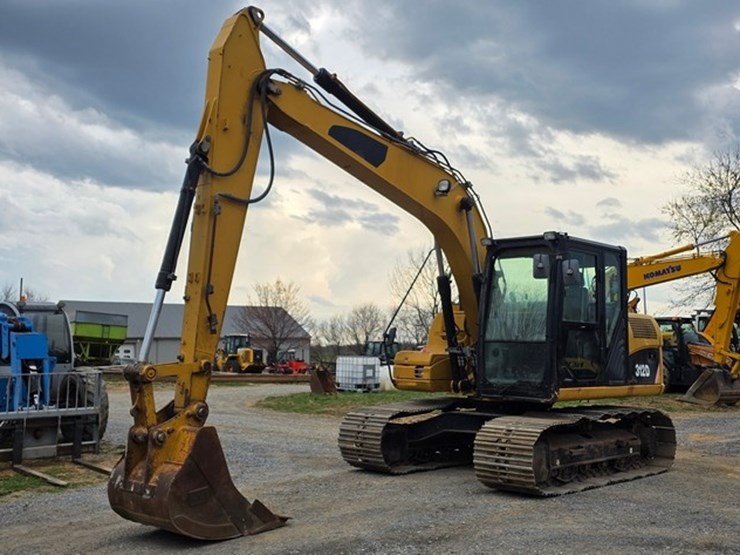 2010-caterpillar-312d-image-1