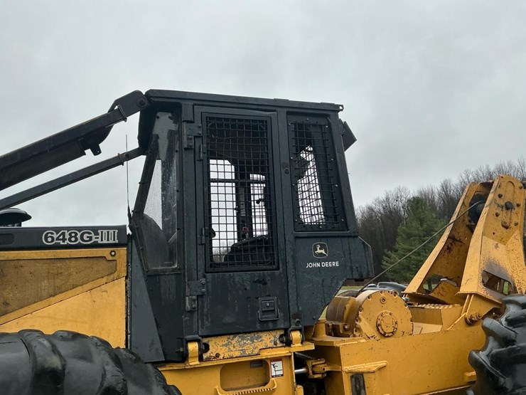 2012-deere-648-image-35