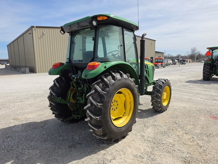 2016-john-deere-5100e-image-6