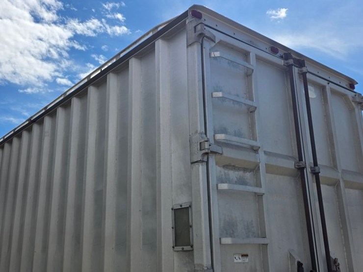 1991-ford-l9000-image-21