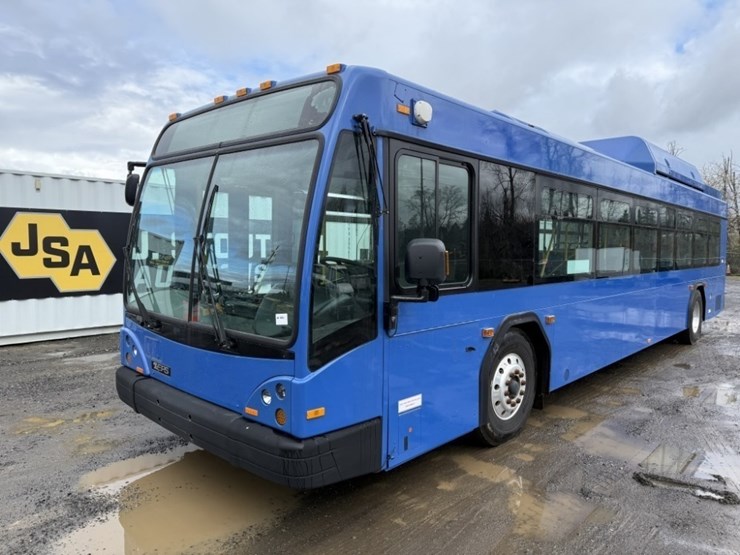 2012-gillig-40'-electric-transit-bus-image-1
