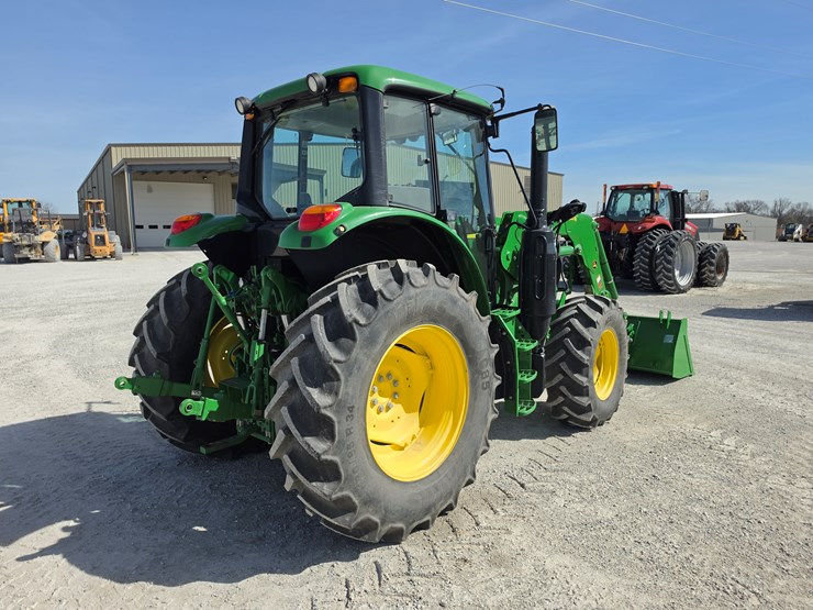 2019-john-deere-6130m-image-10