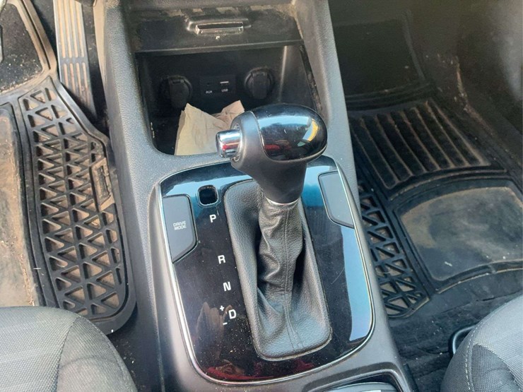 2017-kia-forte-lx-/-s-sedan-4d-image-18