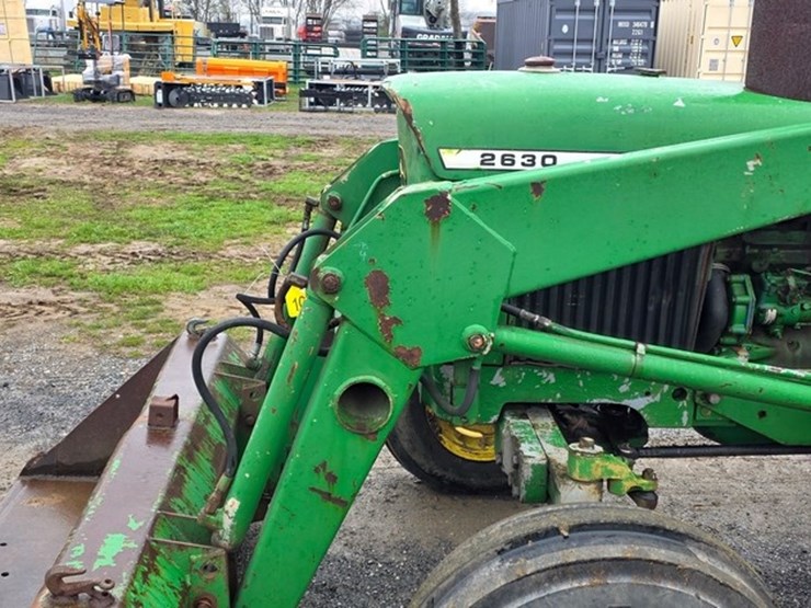 john-deere-2630-image-26