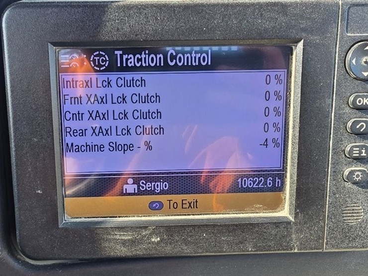 2014-caterpillar-740b-image-89