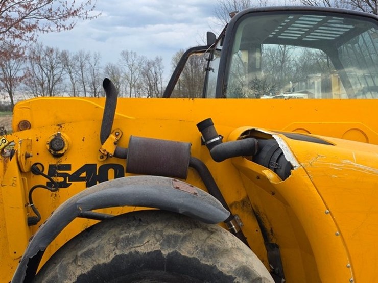 2000-jcb-540-image-24