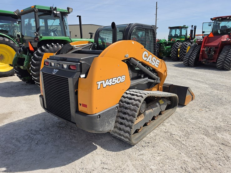 2023-case-tv450b-image-17