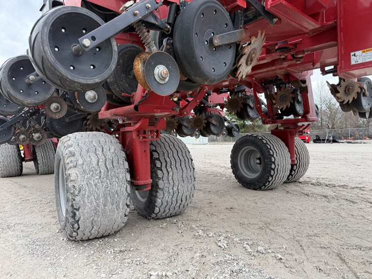 2013-case-ih-1265-image-4