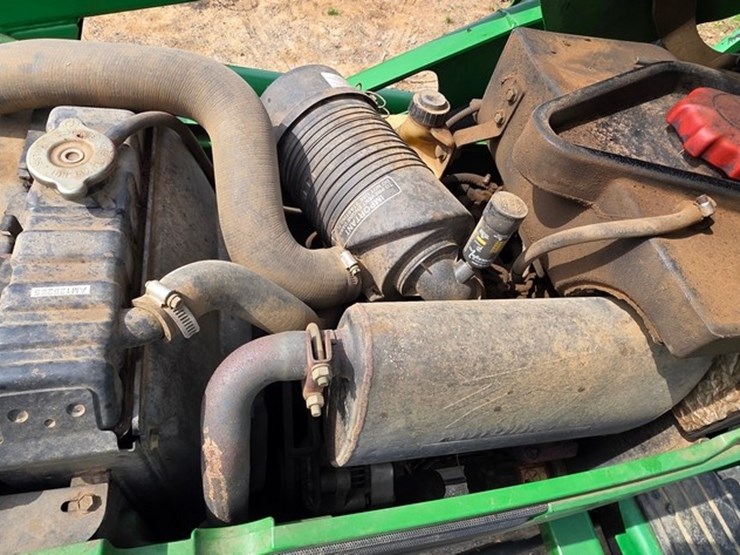 1999-john-deere-4600-image-32