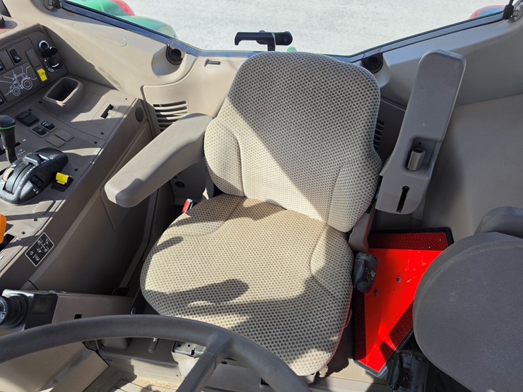 2019-john-deere-6130m-image-18