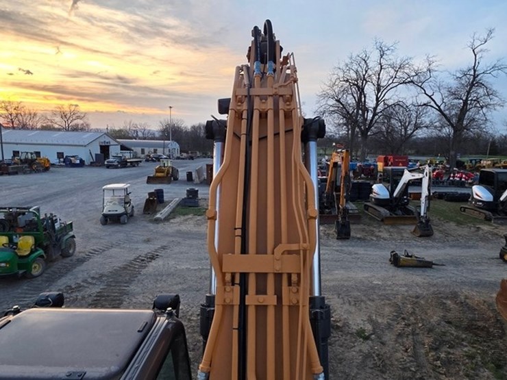 2022-case-cx250d-image-73