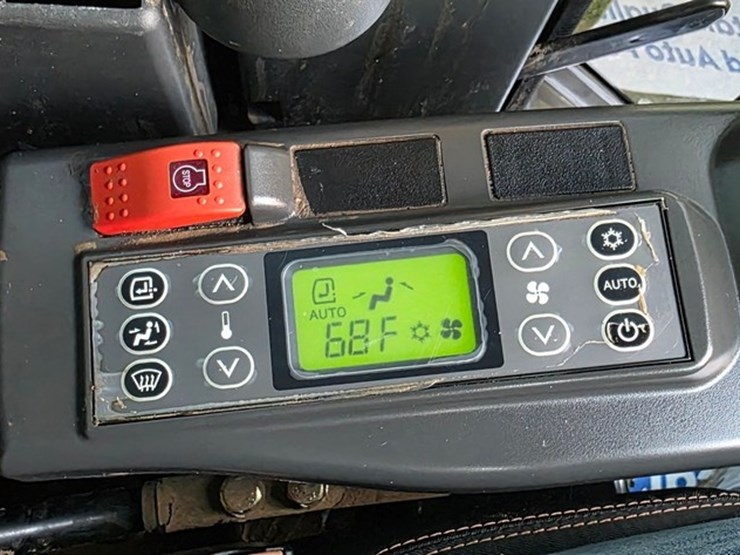 2021-case-cx80c-image-69