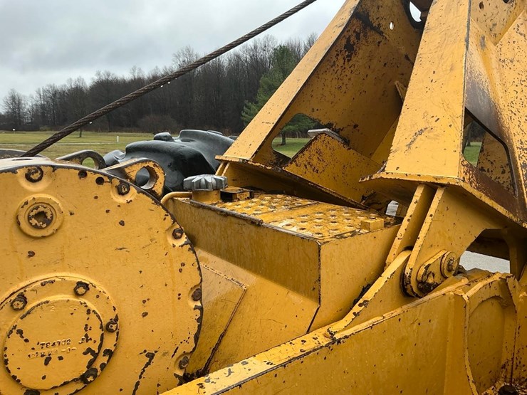 2012-deere-648-image-42