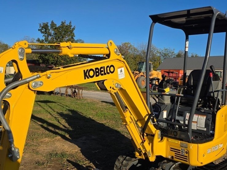 2022-kobelco-sk17sr-image-7