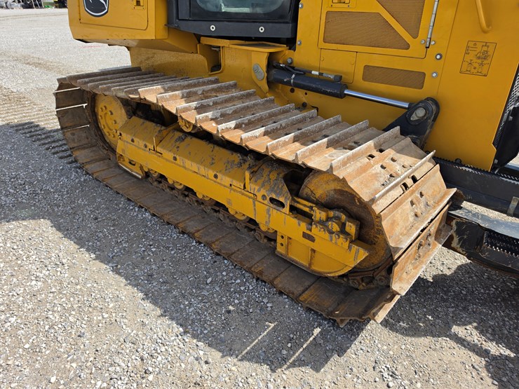 2023-deere-450-lgp-image-20