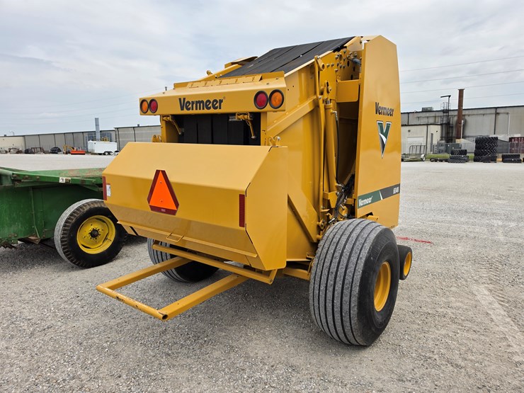 2016-vermeer-604n-image-6