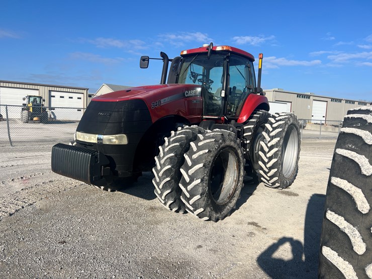 2011-case-ih-magnum-340-image-1