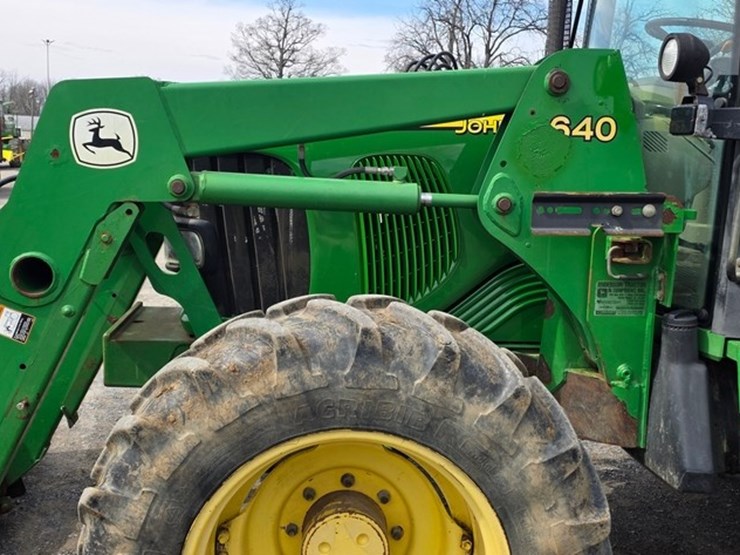 2002-john-deere-6420-image-31