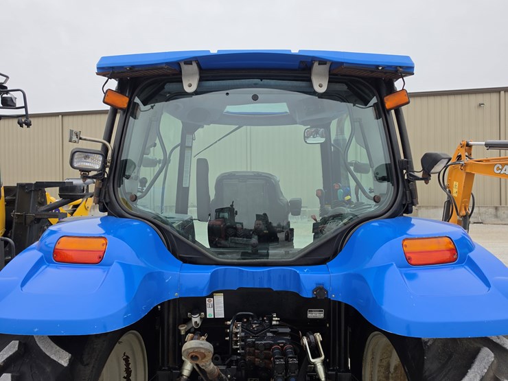 2006-new-holland-ts110a-image-7