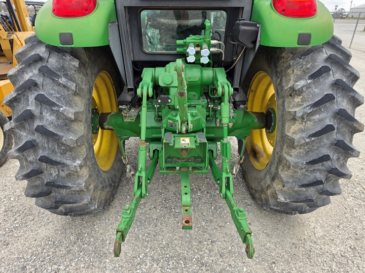 2009-john-deere-6115d-image-13