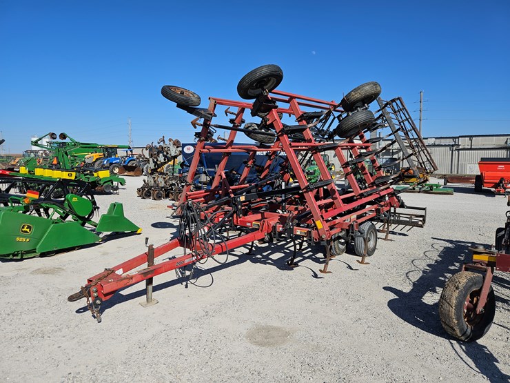 2007-case-ih-200-image-1