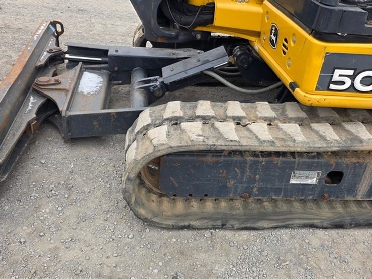 2019-deere-50g-image-14