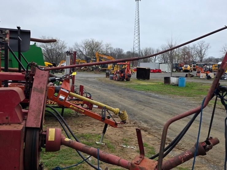 new-holland-273-image-7