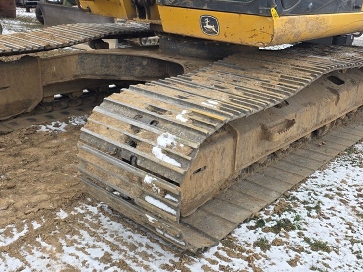 2012-deere-200d-lc-image-43