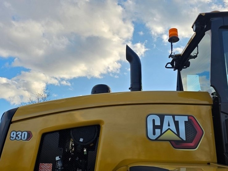 2024-caterpillar-930-image-31