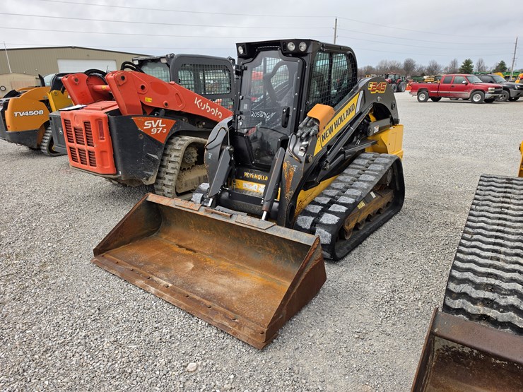 2018-new-holland-c245-image-25