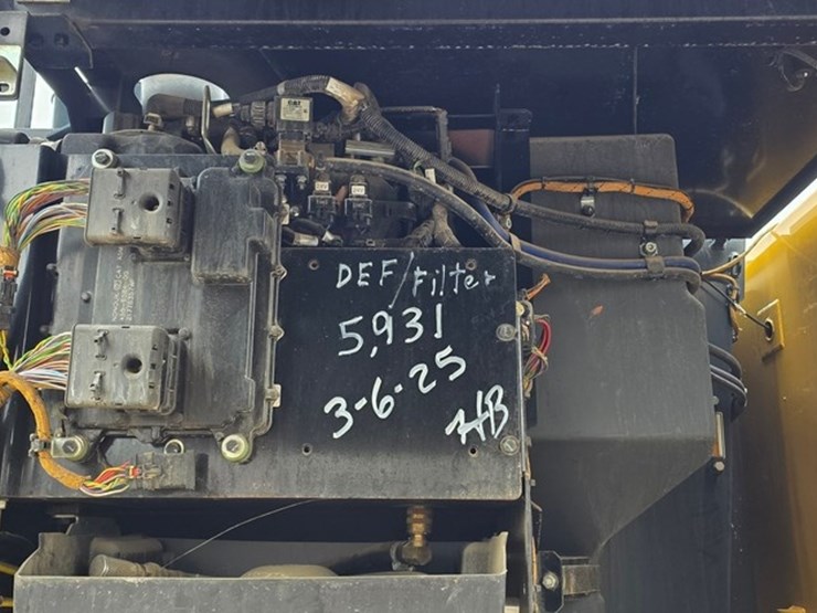 2018-caterpillar-m322f-image-55