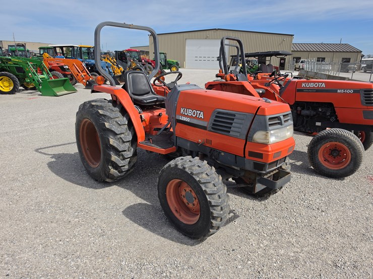 1997-kubota-l2900-image-17