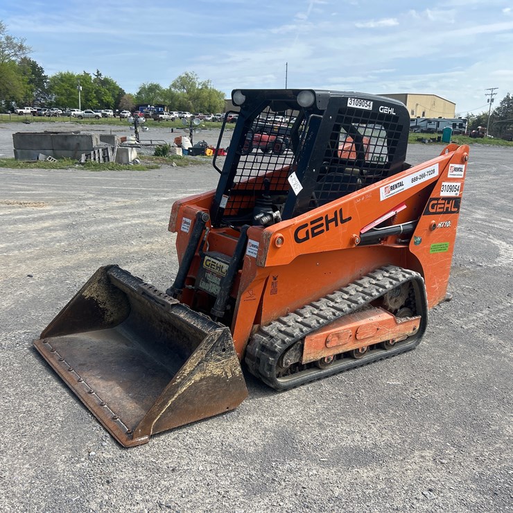2021 GEHL RT105