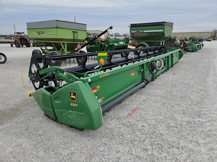 2010-john-deere-635f-image-9