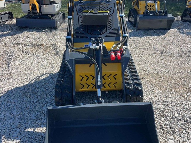 2026-sdlanch-dll60-mini-skid-steer-image-2