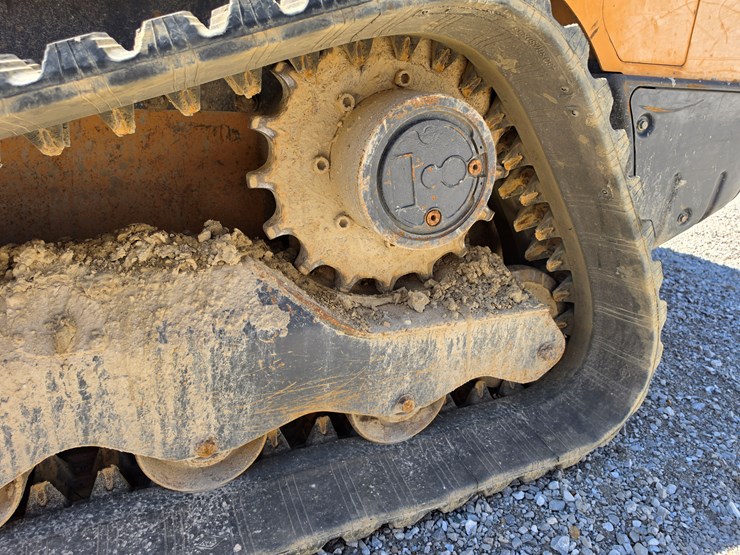 2021-case-tv450b-image-22