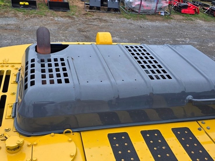 2012-komatsu-pc200-lc-8-image-63