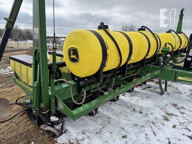 john-deere-1750-image-28