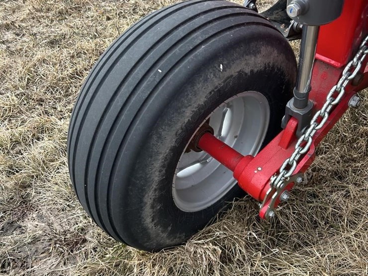 2023-massey-ferguson-1316s-image-38